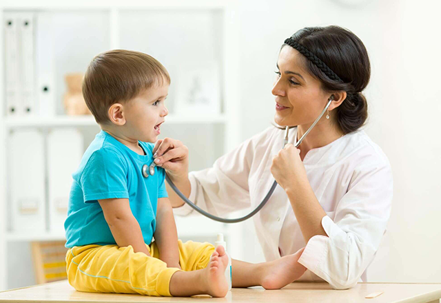 عيادة طب الاطفال وحديثي الولادة